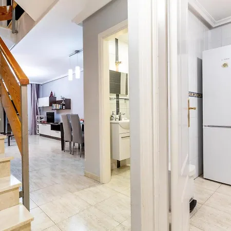 2d2 Beautiful Oasis 3 Bedrooms Duplex