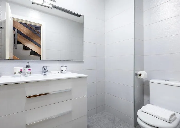 アパート 2d2 Beautiful Oasis 3 Bedrooms Duplex *