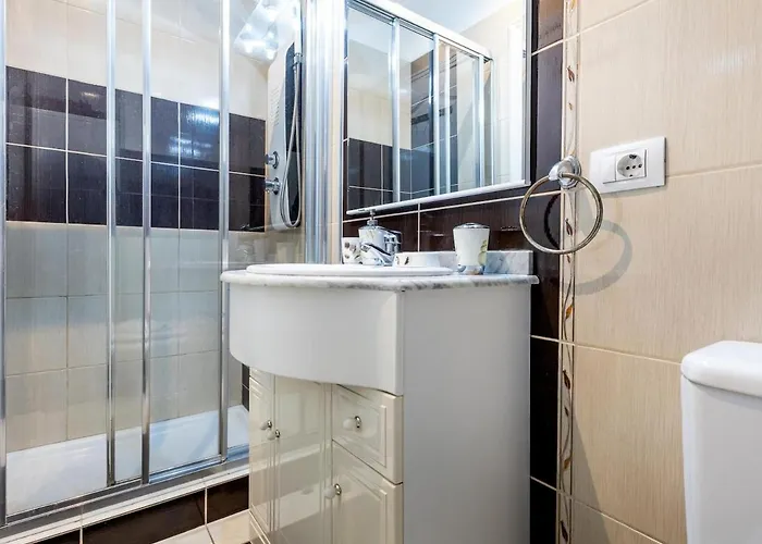 2d2 Beautiful Oasis 3 Bedrooms Duplex Адехе